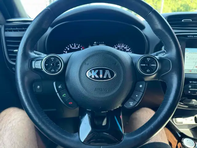 2015 KIA Soul SX - Photo 7