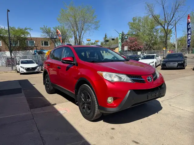 2013 Toyota RAV4 LE - Photo 4