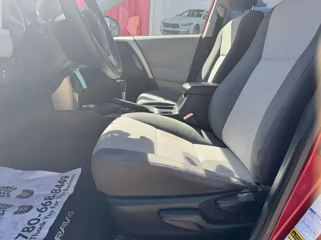 2013 Toyota RAV4 LE - Photo 6