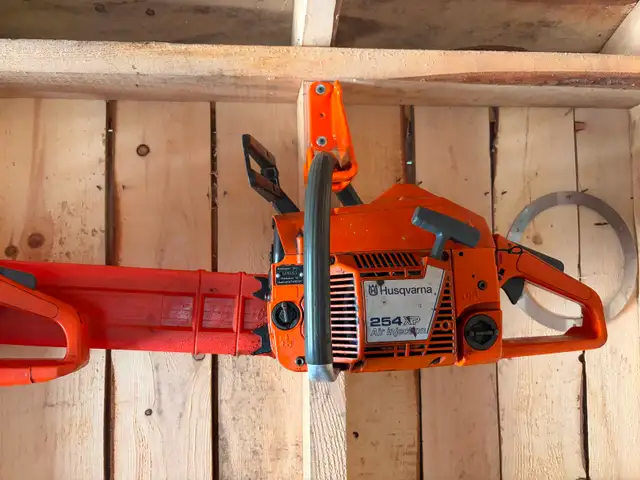 Husqvarna 254xp