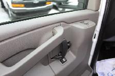 2025 GMC Savana CUBE 14 PIEDS ROUE SIMPLE / 6.6 LITRES / CAMION - Photo 8