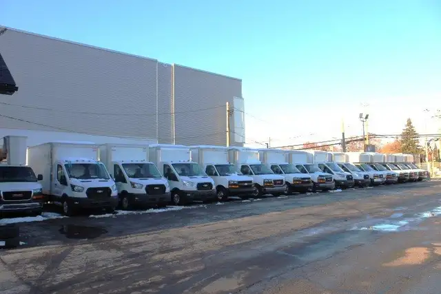 2025 GMC Savana CUBE 14 PIEDS ROUE SIMPLE / 6.6 LITRES / CAMION - Photo 20