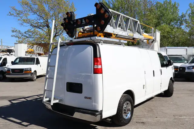 GMC Savana Cargo ALLONGÉ CARGO NACELLE RH38D ISOLÉ / 41.000 KM C - Photo 3