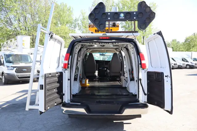 GMC Savana Cargo ALLONGÉ CARGO NACELLE RH38D ISOLÉ / 41.000 KM C - Photo 18