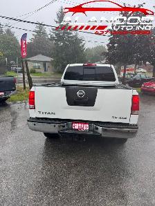 2011 Nissan Titan SV 4x4 King Cab LWB (CERTIFIED) - Photo 6
