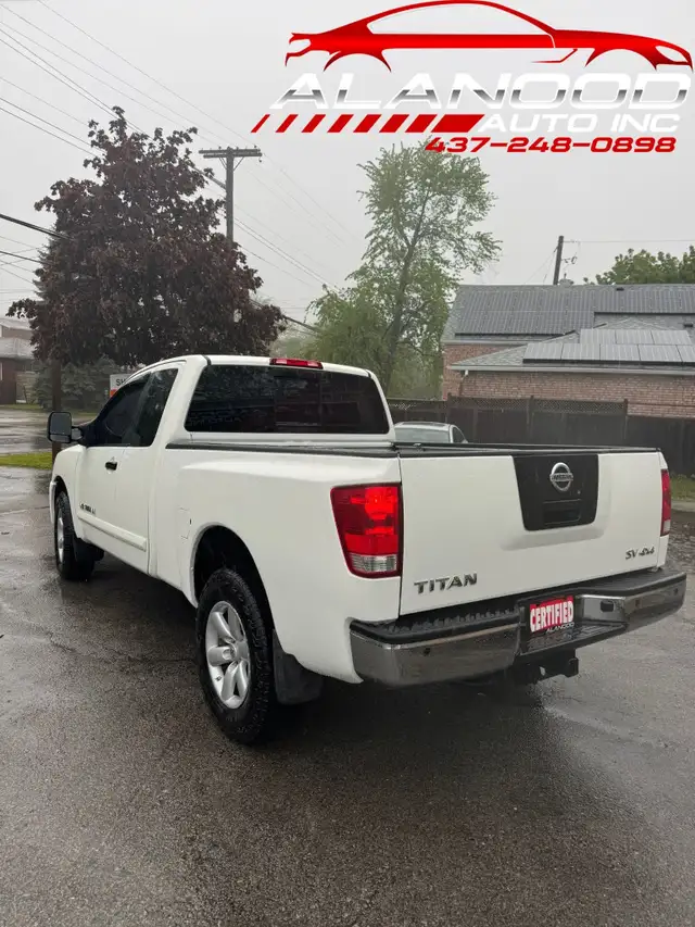 2011 Nissan Titan SV 4x4 King Cab LWB (CERTIFIED) - Photo 7