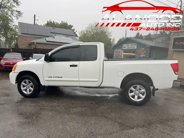 2011 Nissan Titan SV 4x4 King Cab LWB (CERTIFIED) - Photo 8