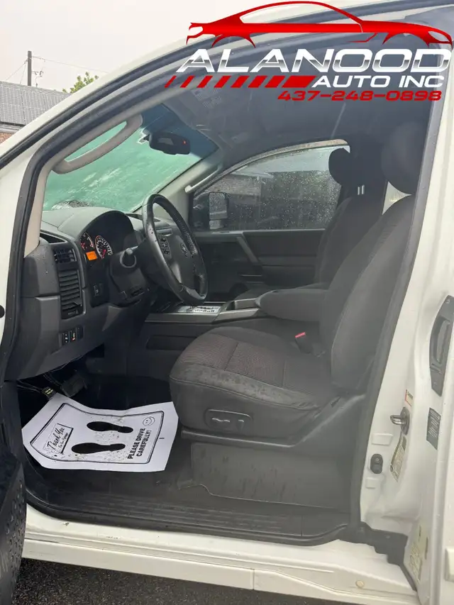 2011 Nissan Titan SV 4x4 King Cab LWB (CERTIFIED) - Photo 9
