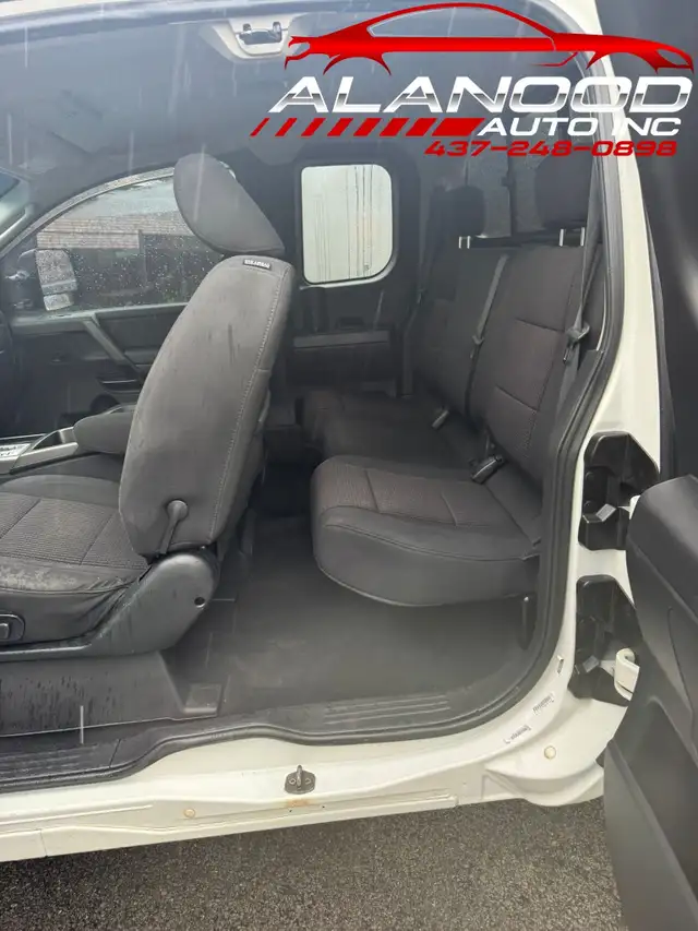 2011 Nissan Titan SV 4x4 King Cab LWB (CERTIFIED) - Photo 10
