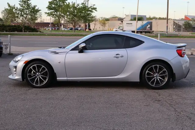 2017 Toyota 86 - Photo 4