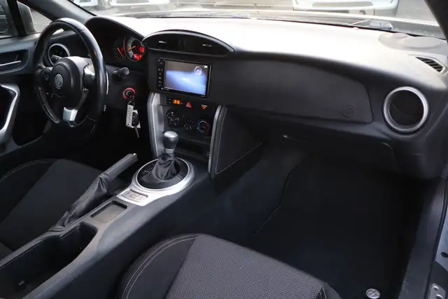 2017 Toyota 86 - Photo 10