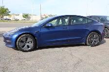 2022 Tesla Model 3 - Photo 3