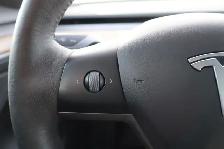 2022 Tesla Model 3 - Photo 16