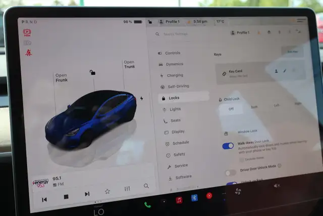 2022 Tesla Model 3 - Photo 20