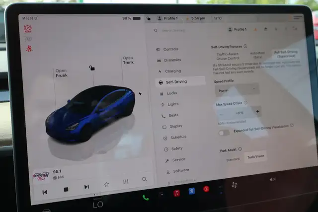 2022 Tesla Model 3 - Photo 21