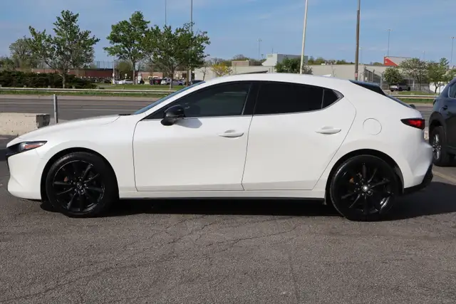 2023 Mazda MAZDA3 - Photo 4