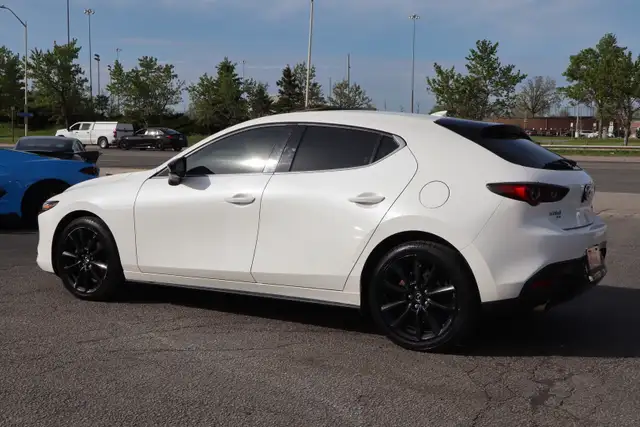 2023 Mazda MAZDA3 - Photo 5