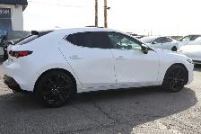 2023 Mazda MAZDA3 - Photo 7