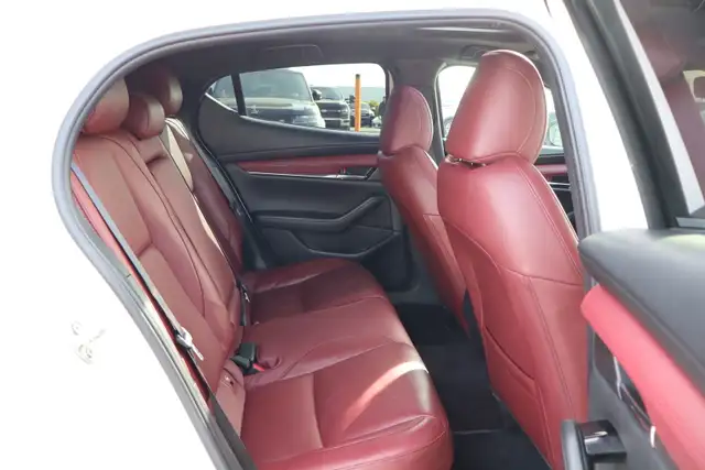 2023 Mazda MAZDA3 - Photo 28