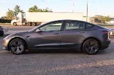 2023 Tesla Model 3 - Photo 4