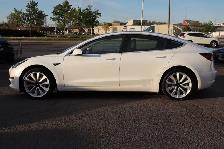 2020 Tesla Model 3 - Photo 4