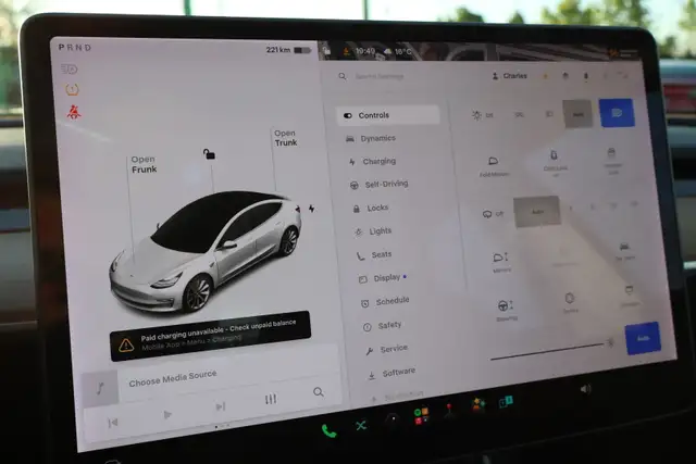 2020 Tesla Model 3 - Photo 21