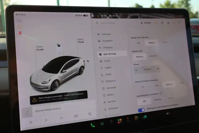2020 Tesla Model 3 - Photo 24