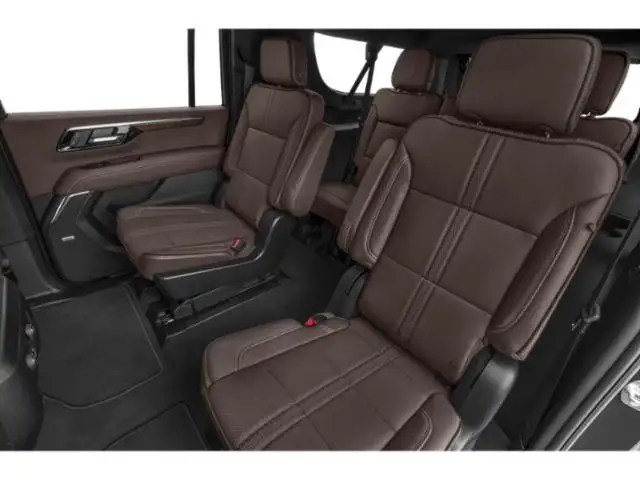 2026 Chevrolet Suburban High Country - Photo 4