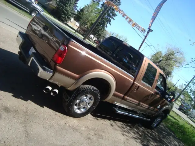 2012 Ford Super Duty F-350 SRW CREW CAB 4X4 LARIAT 6.7L DIESEL - Photo 3