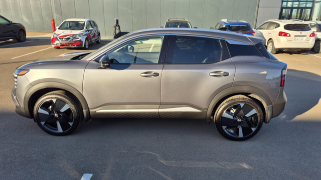2026 NISSAN Kicks SR - Photo 2