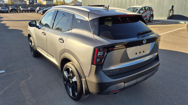 2026 NISSAN Kicks SR - Photo 3