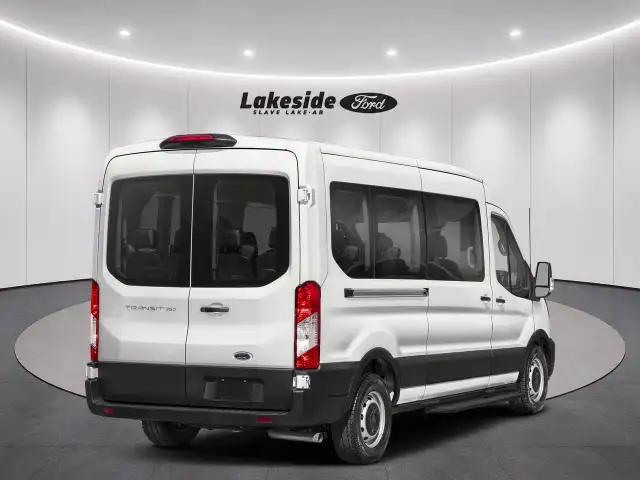 2024 Ford Transit 350 MR PASS XL - Photo 2