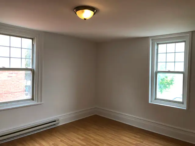 Charmant 4 ½ logement à louer. situé au centre de Sainte-Thérèse - Photo 9