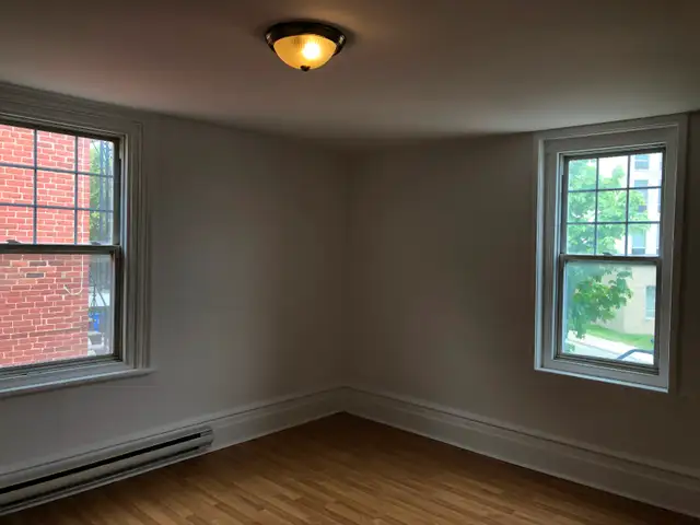 Charmant 4 ½ logement à louer. situé au centre de Sainte-Thérèse - Photo 11