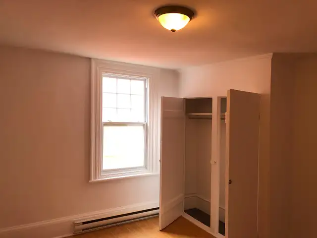 Charmant 4 ½ logement à louer. situé au centre de Sainte-Thérèse - Photo 12