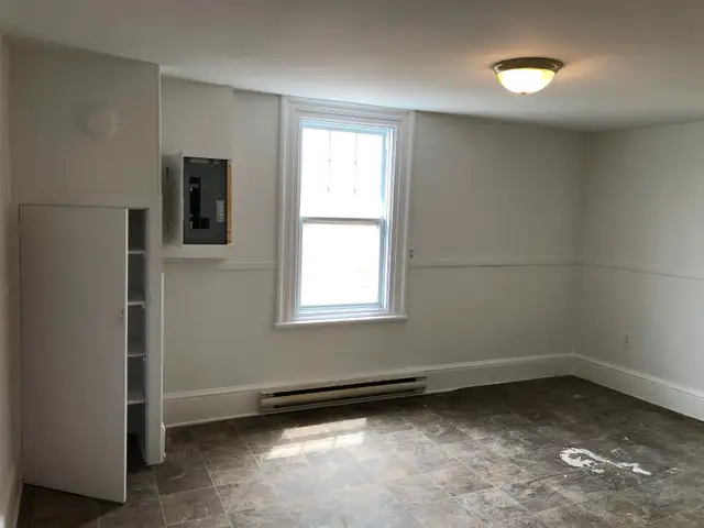 Charmant 4 ½ logement à louer. situé au centre de Sainte-Thérèse - Photo 16