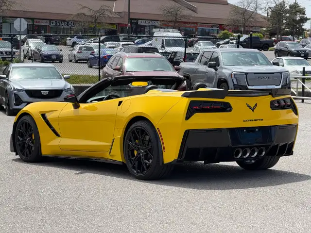 2015 Chevrolet Corvette - Photo 3