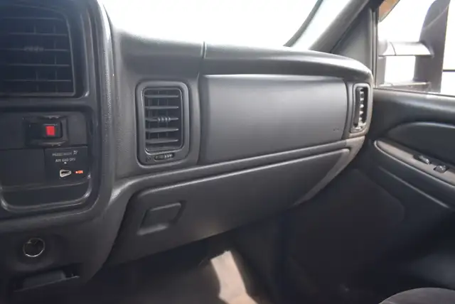 2007 GMC Sierra Classic 3500 - Photo 13
