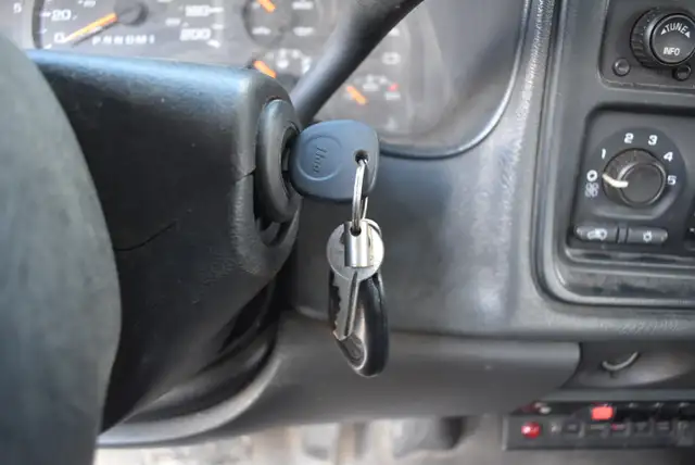 2007 GMC Sierra Classic 3500 - Photo 15