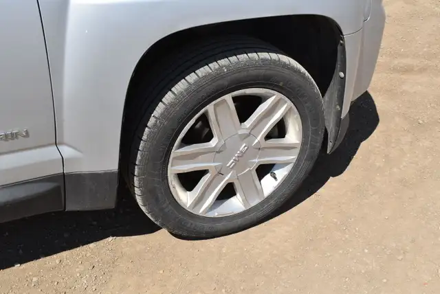 2011 GMC Terrain SLE - Photo 32