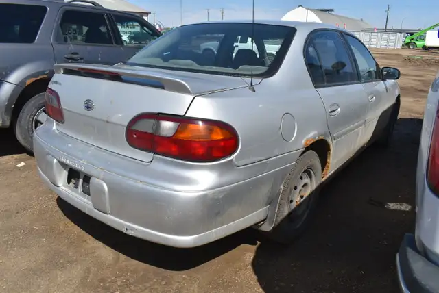 2001 Chevrolet Malibu - Photo 3