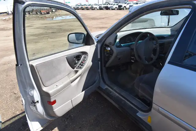 2001 Chevrolet Malibu - Photo 6