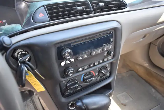 2001 Chevrolet Malibu - Photo 11
