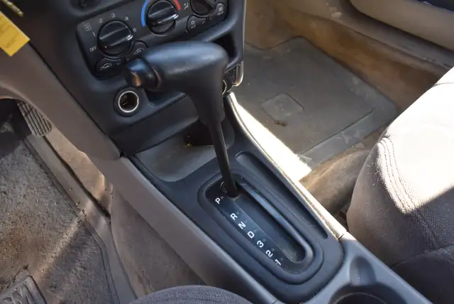 2001 Chevrolet Malibu - Photo 12