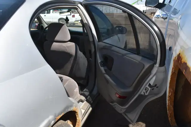 2001 Chevrolet Malibu - Photo 18