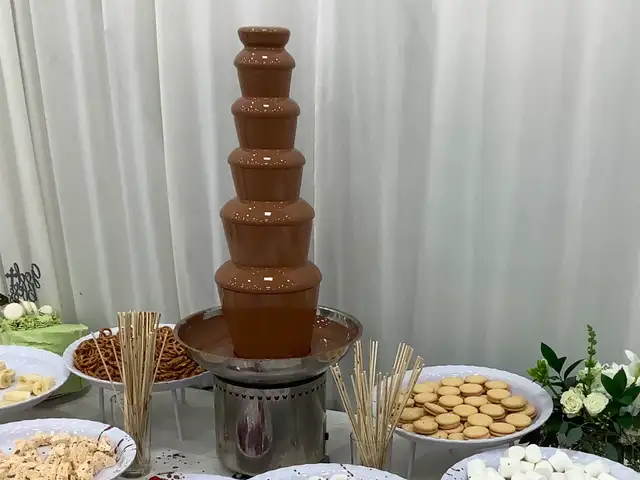 Chocolate dessert - Photo 2