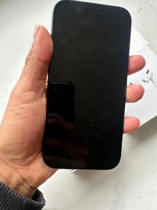 iPhone 15 128GB 89% batt AirPods Pkg/Delivery - Photo 7