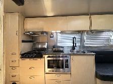 2014 Airstream 30FBQ BUNK - Photo 15