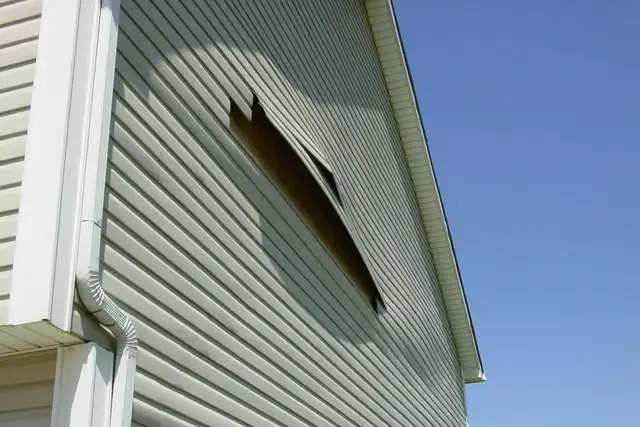 ROOFING,EAVESTROUGH,SIDING,DOWNSPOUT AND FASCIA REPAIRS - Photo 2