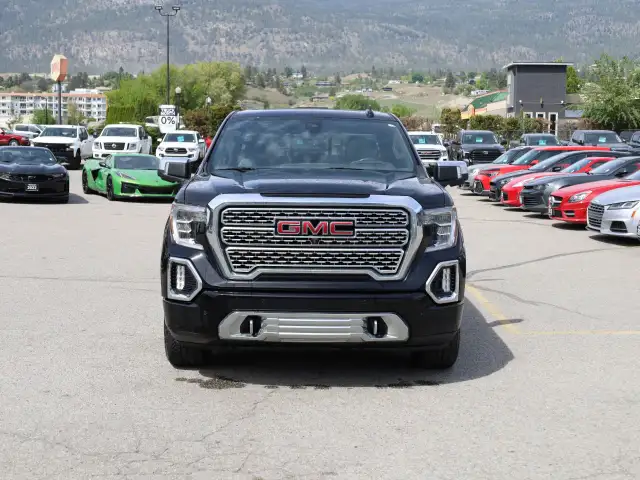 2019 GMC Sierra 1500 - Photo 2